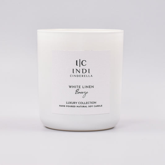 White Linen Breeze Candle - White