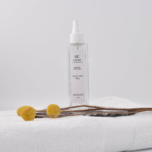 White Linen Breeze Room Spray - White