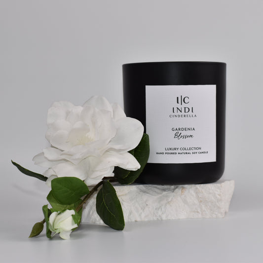 Gardenia Blossom Candle - Black